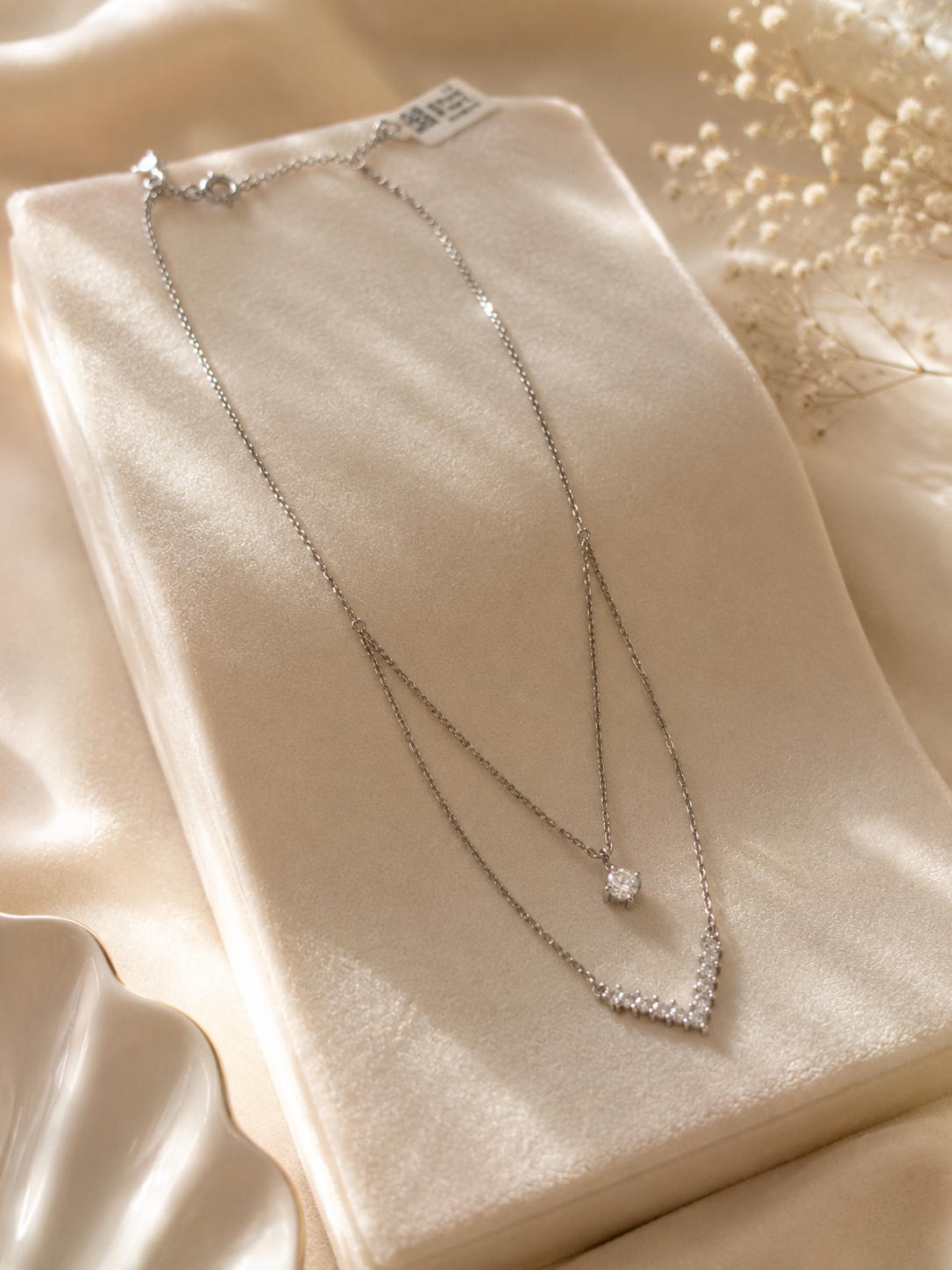 Lumière V Necklace