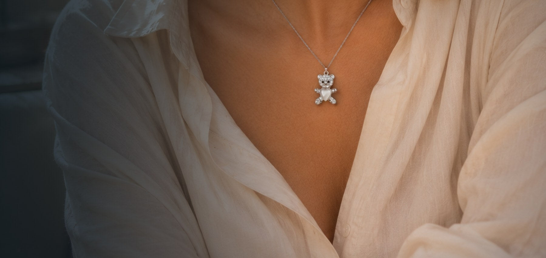 Model wearing Lumi Teddy Necklace — Shreedhara Jewels